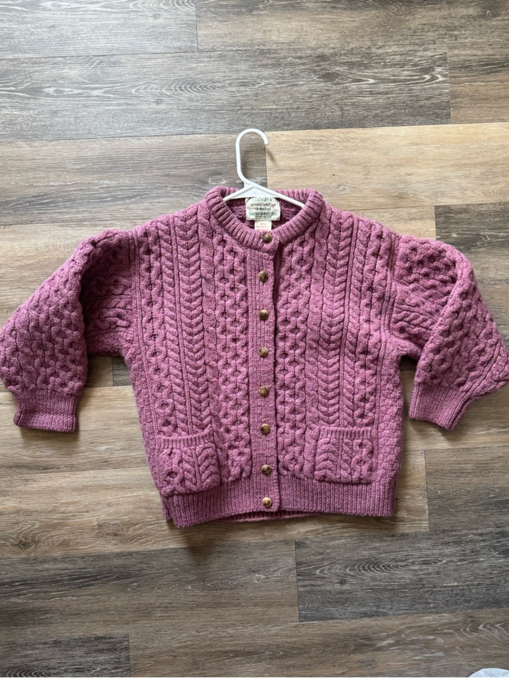 Vintage Clady Knit Ireland 100% pure new Wool Knit Fisherman Cardigan
